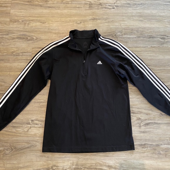 Adidas 1/4 zip top - Picture 1 of 1